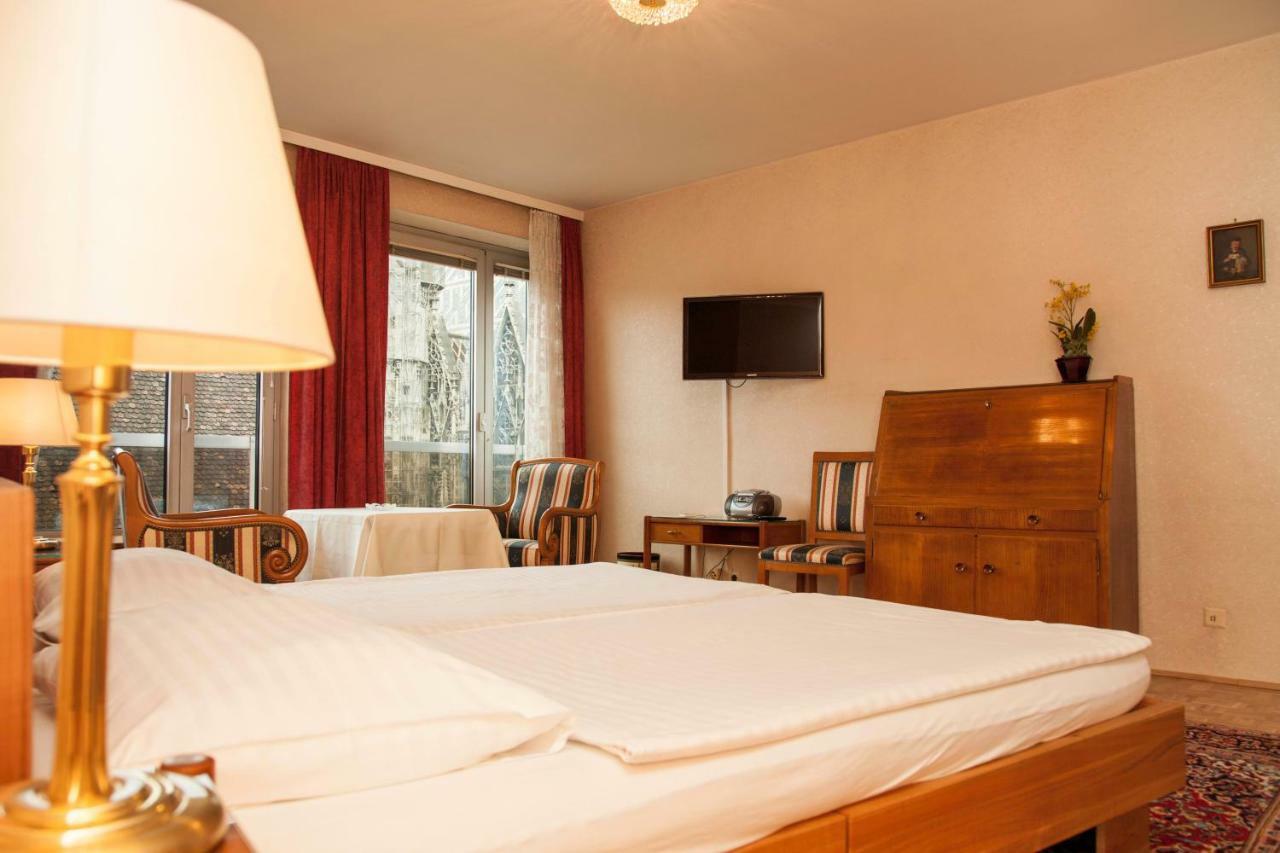 Pension Sacher - Apartments Am Stephansplatz 비엔나 외부 사진